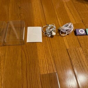 2 Apple iPod Shuffle 2nd Gen Green 8 GB & Purple 4 GB with Cord, Boxes, Stickers